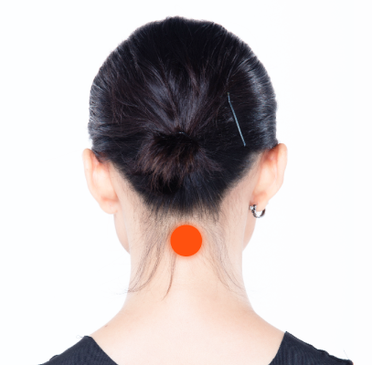 Өзін-өзі уқалау: қандай нүктелер бас ауруы мен шаршауды басады