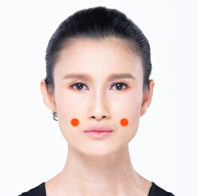 Самомассаж: какие точки снимут головную боль и усталость