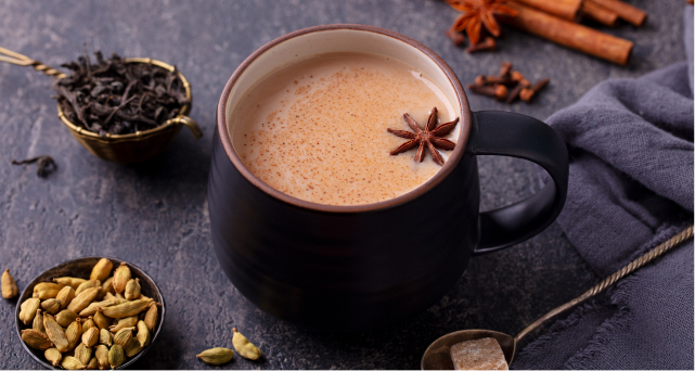 Компанияға арналған 5 алкогольсіз жылытатын сусын: глинтвейн, сидр және басқа да рецепттер